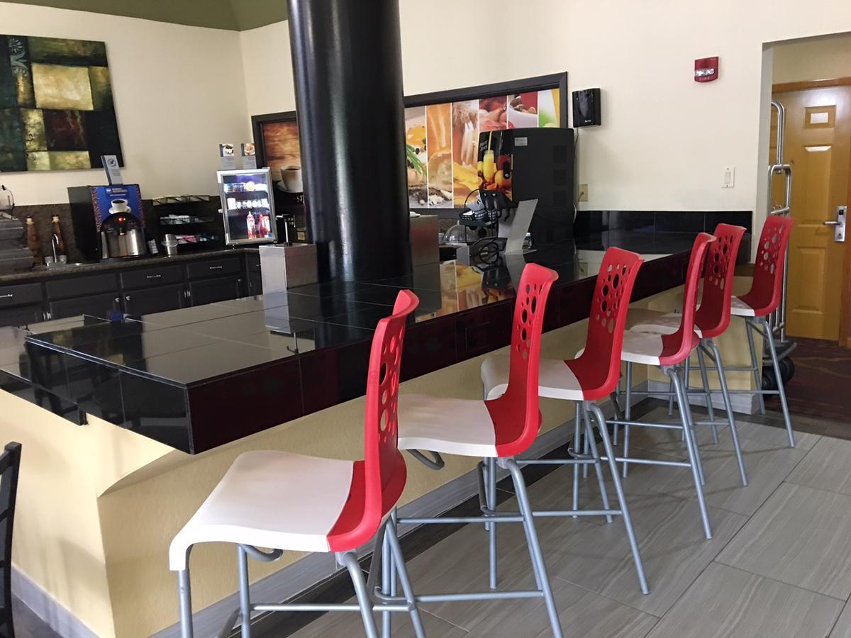 杰克逊克林顿美洲最佳价值套房酒店 外观 照片